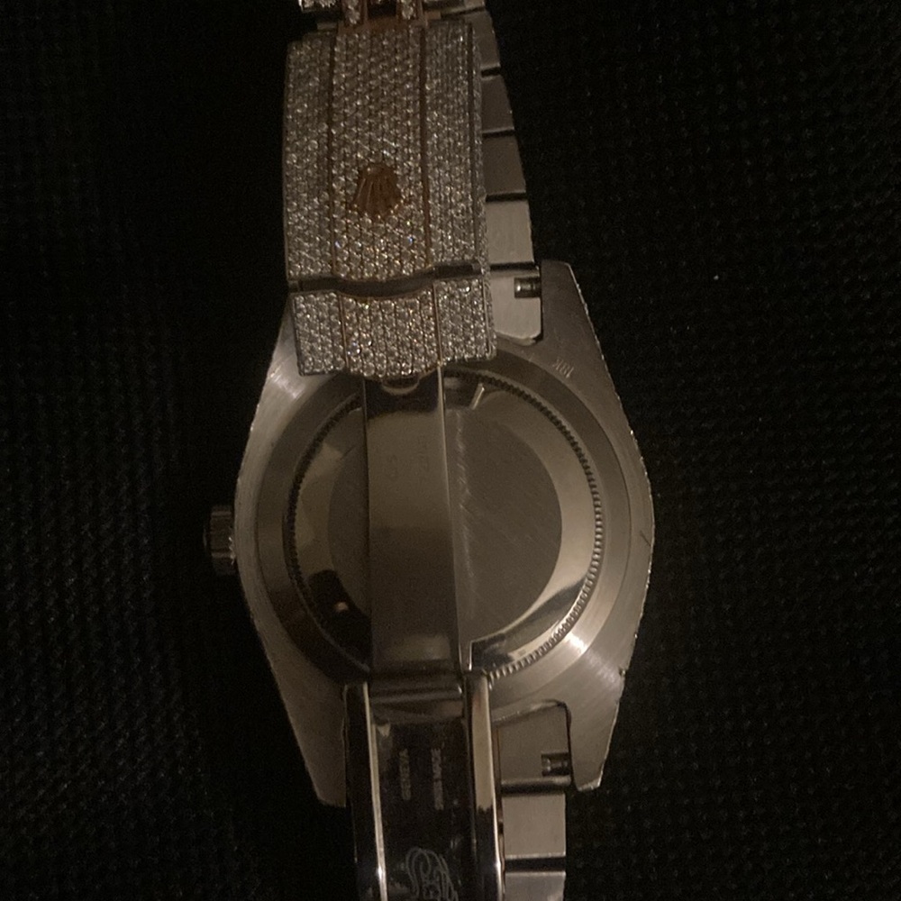 Elegant Silver and Gold Watch moissionaite - Picture 2 of 7